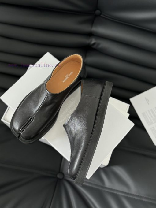 High quality Maison Margiela MM6 split toe shoes Tabi Italian vegetable tanned sheepskinFor h29tg02u - Image 5