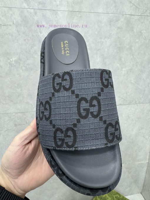 Ladies' GG thick soled slippersGucci women's signature shoes highlight a striking theme withd1du2xnt - Image 9