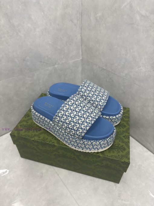 Ladies' GG thick soled slippersGucci women's signature shoes highlight a striking theme withyg3q8rwb - Image 5