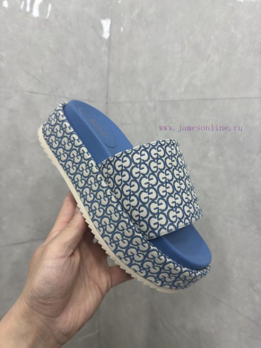 Ladies' GG thick soled slippersGucci women's signature shoes highlight a striking theme withyg3q8rwb - Image 9
