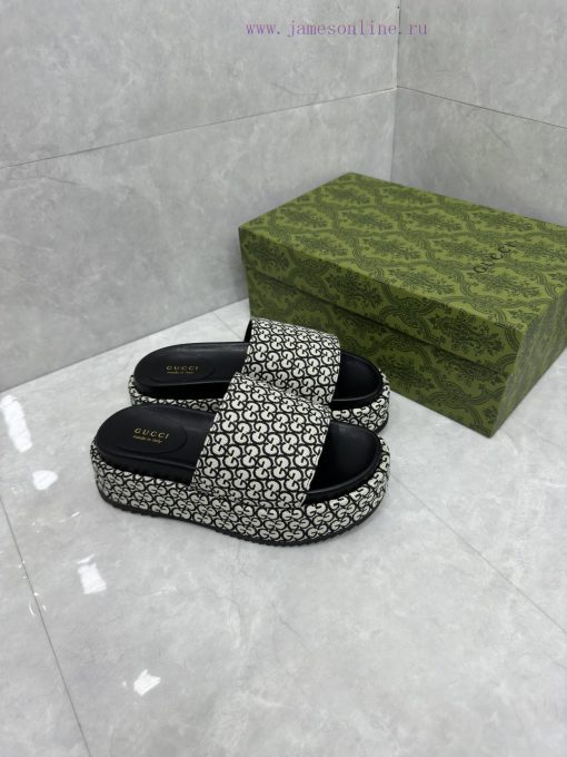 Ladies' GG thick soled slippersGucci women's signature shoes highlight a striking theme with6qenkon4