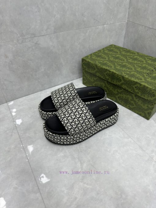 Ladies' GG thick soled slippersGucci women's signature shoes highlight a striking theme with6qenkon4 - Image 3