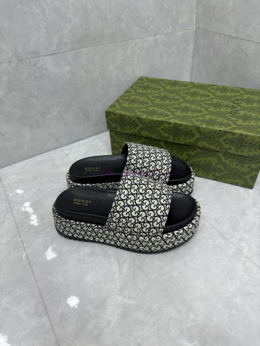 Ladies' GG thick soled slippersGucci women's signature shoes highlight a striking theme with6qenkon4 - Image 6