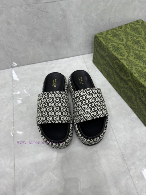 Ladies' GG thick soled slippersGucci women's signature shoes highlight a striking theme with6qenkon4 - Image 7