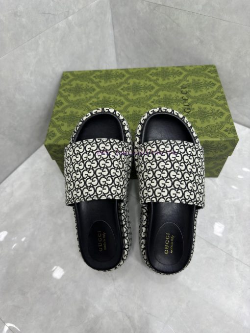 Ladies' GG thick soled slippersGucci women's signature shoes highlight a striking theme with6qenkon4 - Image 8