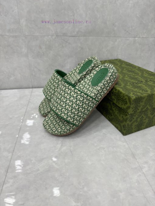 P unisex GG slippersGucci women's signature shoes highlight a striking theme with a full bodr8xjruwo - Image 7