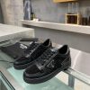 The couple's PRADA new diamond shoes are made of original imported Australian diamonds, withod5lx0hv