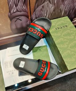 Not giving up benefits——- Brand GUCCIGucci——- Describe summer couples 🧑‍🤝‍🧑 Slippers, with acn6wnc1p