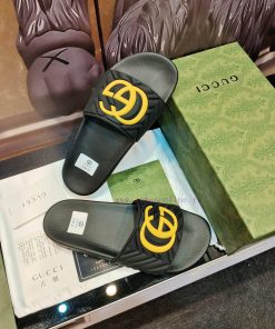 Not giving up benefits——- Brand GUCCIGucci——- Describe summer couples 🧑‍🤝‍🧑 Slippers, with awzg86mlh