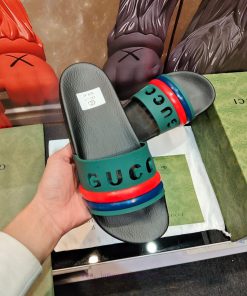 Not giving up benefits——- Brand GUCCIGucci——- Describe summer couples 🧑‍🤝‍🧑 Slippers, with au13e08u7
