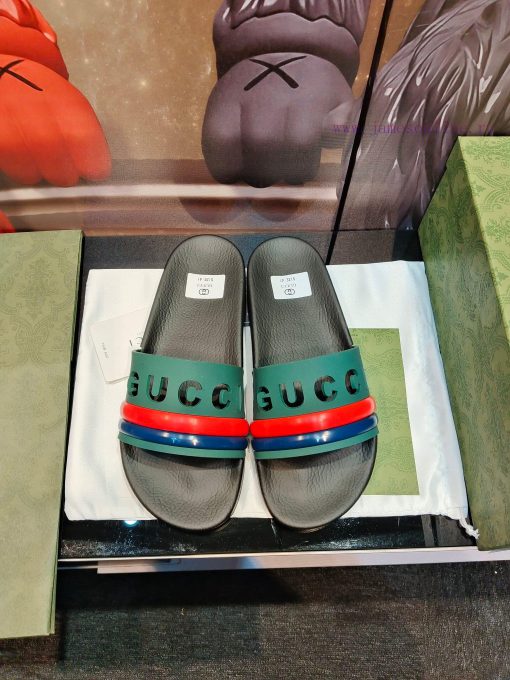 Not giving up benefits——- Brand GUCCIGucci——- Describe summer couples 🧑‍🤝‍🧑 Slippers, with au13e08u7 - Image 8