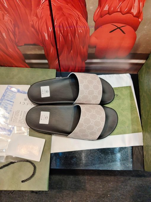 Not giving up benefits——- Brand GUCCIGucci——- Describe summer couples 🧑‍🤝‍🧑 Slippers, with ahe23n2sg - Image 9
