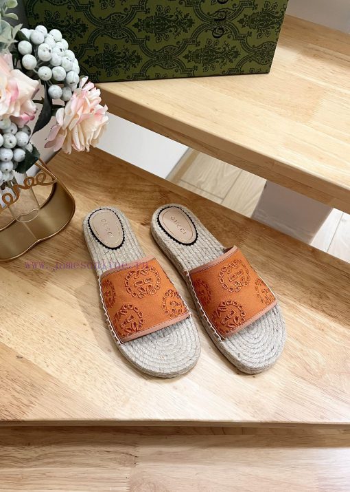 p GUCCI Paris 2024 Spring Damita Madeira Embroidered Canvas Hemp Bottom SandalsThe heel size4fy1l4uh - Image 3