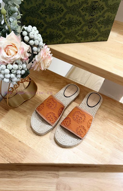 p GUCCI Paris 2024 Spring Damita Madeira Embroidered Canvas Hemp Bottom SandalsThe heel size4fy1l4uh - Image 4