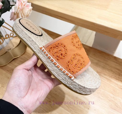 p GUCCI Paris 2024 Spring Damita Madeira Embroidered Canvas Hemp Bottom SandalsThe heel size4fy1l4uh - Image 7