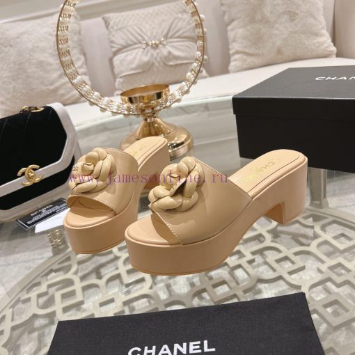 24Ss Chanel's new Chanel wedge slippers and sandals, even when going out for a walk, you shos9ougnz3 - Image 4