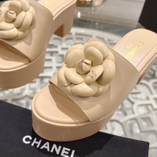 24Ss Chanel's new Chanel wedge slippers and sandals, even when going out for a walk, you shos9ougnz3 - Image 9