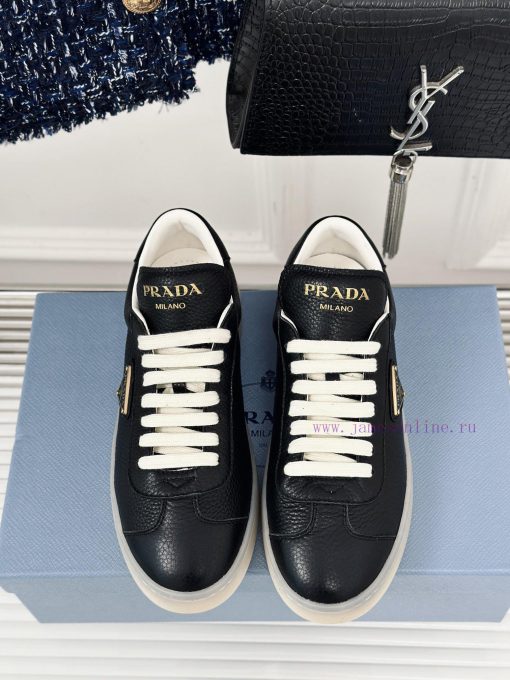 Prada/Prada 24 new white shoesLove the simplicity of thisThe shoe design is very delicate an5yk80elw - Image 5