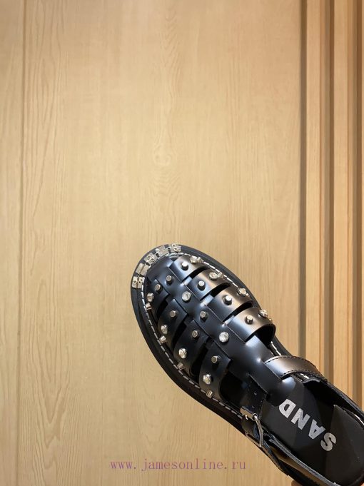 Sandro, a pair of impeccable Roman sandals with large gold teeth and thick soles, is a new snypyjcr0 - Image 7