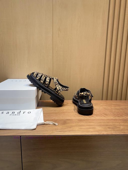 Sandro, a pair of impeccable Roman sandals with large gold teeth and thick soles, is a new sye1726lh - Image 4