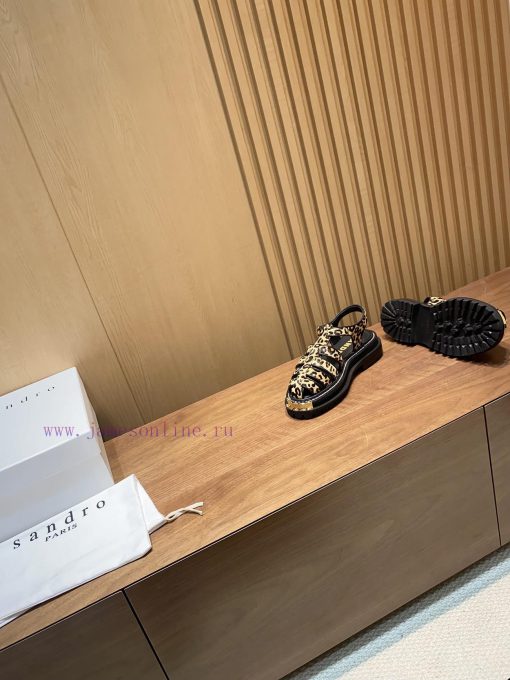 Sandro, a pair of impeccable Roman sandals with large gold teeth and thick soles, is a new sye1726lh - Image 6