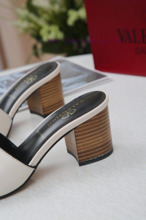 19668-6 Valentino has made a strong debut, and its popularity is self-evident. socialites lof7wsoemx - Image 7