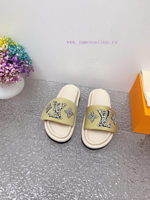 Louis Vuitton 2024 new product quality, perfect details fabric hand sewn Swarovski crystal dy3zp1akl