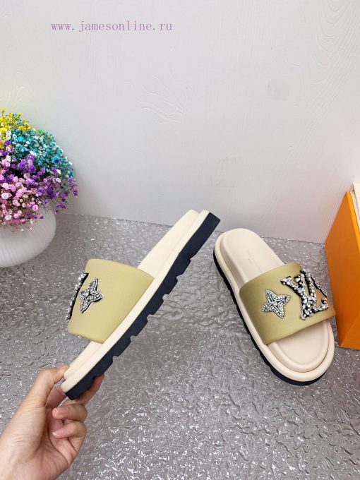 Louis Vuitton 2024 new product quality, perfect details fabric hand sewn Swarovski crystal dy3zp1akl - Image 7