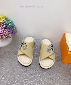 Louis Vuitton 2024 new product quality, perfect details fabric hand sewn Swarovski crystal dyng1qg08