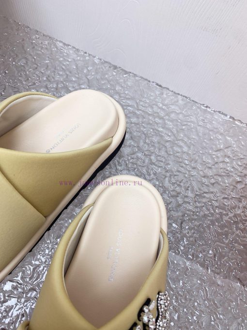 Louis Vuitton 2024 new product quality, perfect details fabric hand sewn Swarovski crystal dyng1qg08 - Image 6
