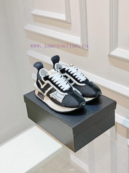 𝐋𝐀𝐍𝐕𝐈𝐍 x 𝐕𝐄𝐒𝐒𝐒𝐄𝐋 Joint Limited Edition Capsule Series ReleasedThis joint collaboration combibzpv2it5