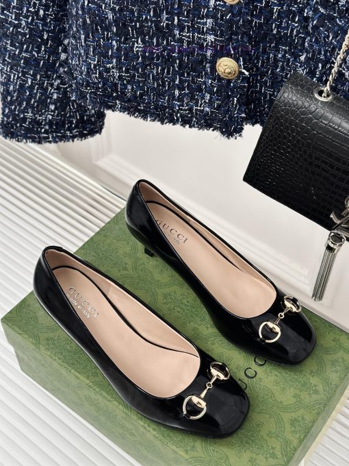Gucci's timeless classic style with a buckle and fashionable single shoeOriginal developmentw3eq52ye - Image 4