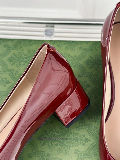 Gucci's timeless classic style with a buckle and fashionable single shoeOriginal developmentlsqe32cs - Image 7