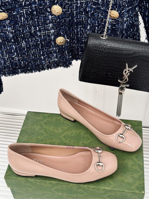 Gucci's timeless classic style with a buckle and fashionable single shoeOriginal development9fe36z64 - Image 4
