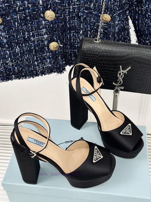 PRADA/PRADA Classic Triangle DiamondOne word thick heel Hentian high sandalsSpring/Summer Hohs4f5zgj - Image 4