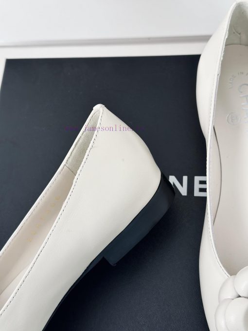 Chanel | Chanel 24c New ProductDouble C Mountain Camellia Single ShoesThe shoe upper is made3zd0kdim - Image 7