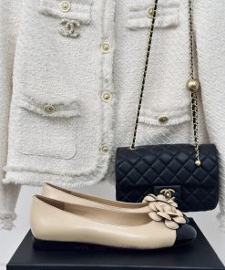 Chanel | Chanel 24c New ProductDouble C Mountain Camellia Single ShoesThe shoe upper is made567ncus6