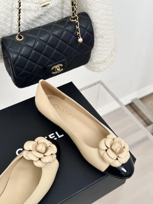 Chanel | Chanel 24c New ProductDouble C Mountain Camellia Single ShoesThe shoe upper is made567ncus6 - Image 6