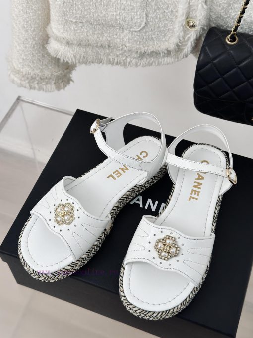 Chanel | Chanel 24C New ProductDouble C Hemp Bottom SandalsI look forward to Chanel's slippe4kbv8aom - Image 3