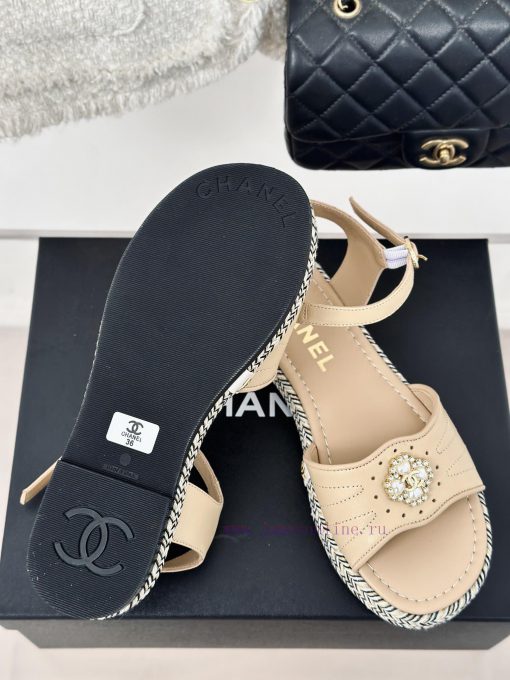 Chanel | Chanel 24C New ProductDouble C Hemp Bottom SandalsI look forward to Chanel's slippe8yomnqr9 - Image 10