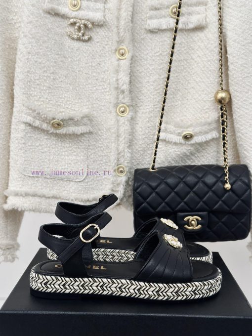 Chanel | Chanel 24C New ProductDouble C Hemp Bottom SandalsI look forward to Chanel's slippedc6d44gr