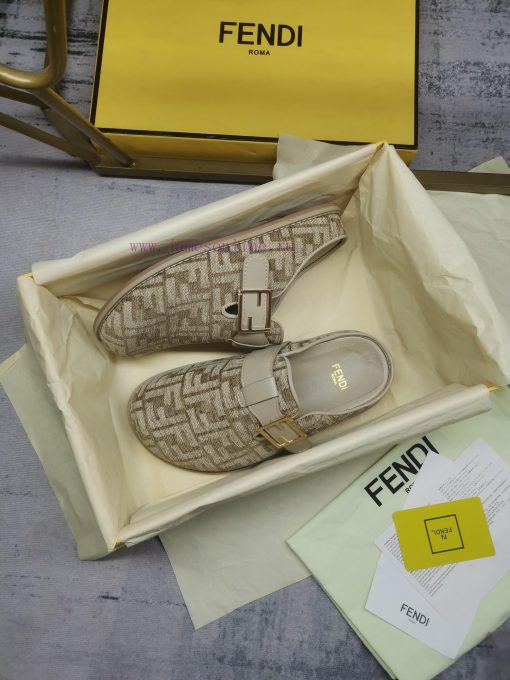 FENDI's latest popular half slipper with FF decorative buckle, featuring FF patterned suede y909zt0b - Image 7