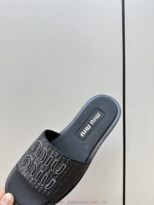 Miumiu 2024 Spring Grass Weaving SlippersMiumiu flat bottomed micro label sandals and slippev3sggf8p - Image 6