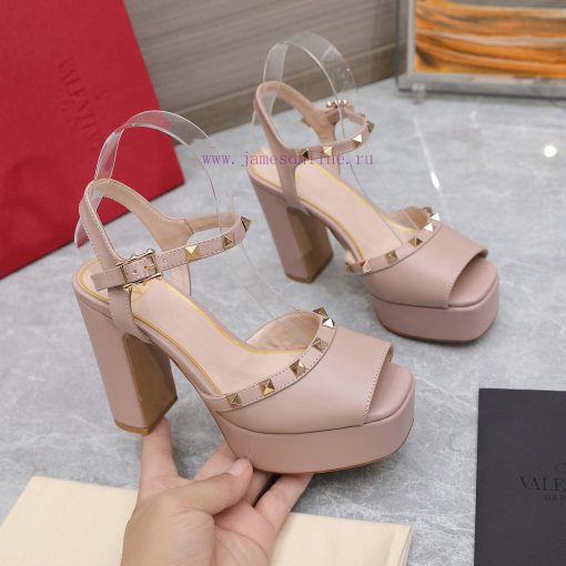Top purchasing agent: Valentino/Rivet Valentino RookieThe latest metal rivet wedge high-heelyukawek3 - Image 6