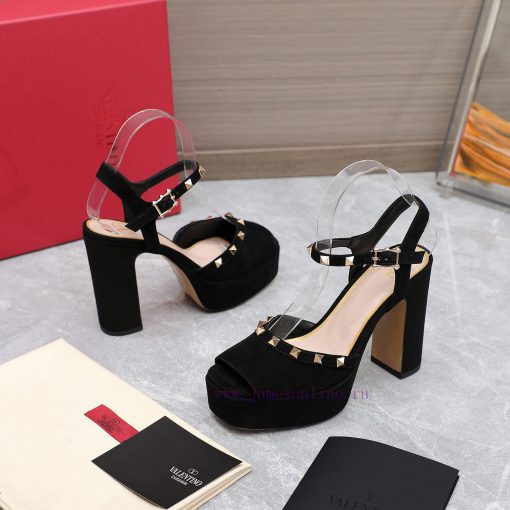 Top purchasing agent: Valentino/Rivet Valentino Rookie2022 SS Latest Metal Rivet Slope Heel jd0bd896 - Image 7
