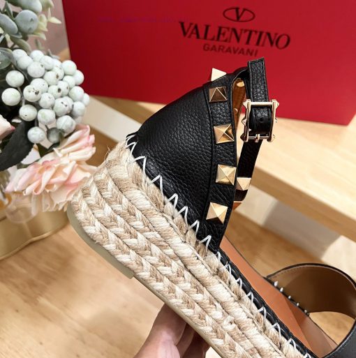 Valentino Garavani Lychee Leather Strap Wedge Sandals-Metal effect processing rivet decorati9cuvhmf2 - Image 9