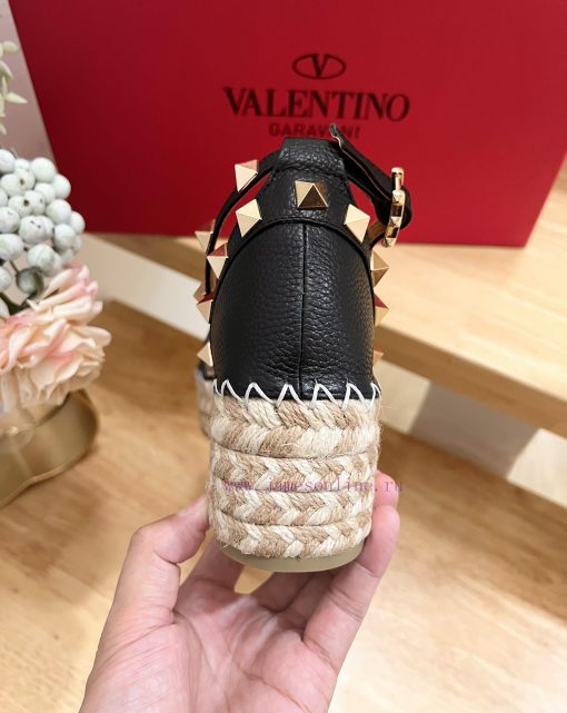 Valentino Garavani Lychee Leather Strap Wedge Sandals-Metal effect processing rivet decorati9cuvhmf2 - Image 10