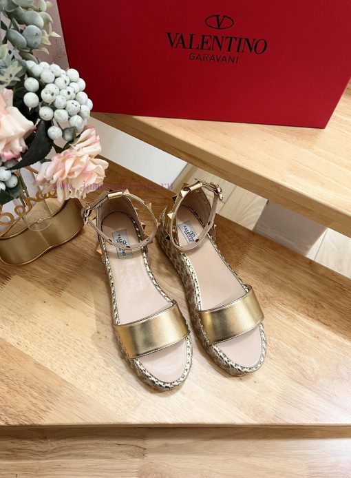 Valentino Garavani Lychee Leather Strap Wedge Sandals-Metal effect processing rivet decoratiotvx5z4f - Image 6