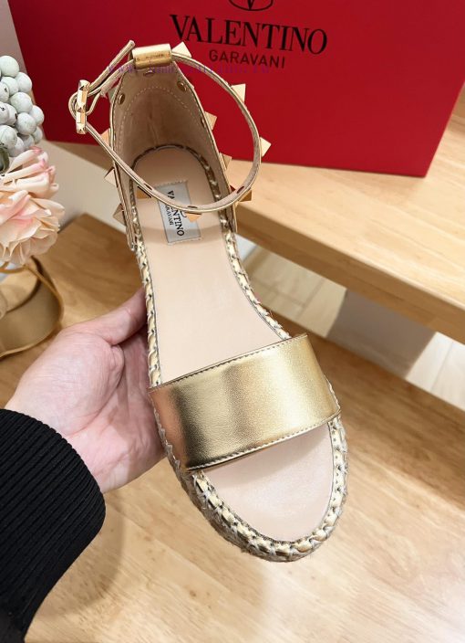 Valentino Garavani Lychee Leather Strap Wedge Sandals-Metal effect processing rivet decoratiotvx5z4f - Image 8