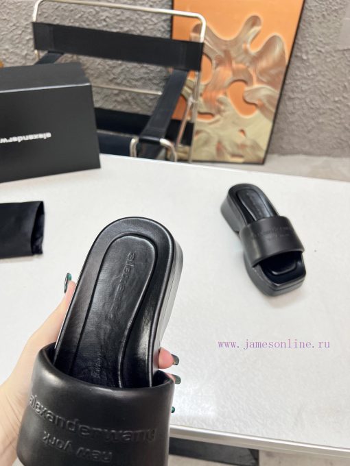 Alexander King 24's new thick soled slippers are a pair of shoes full of street feel, with todb5s9yw - Image 9